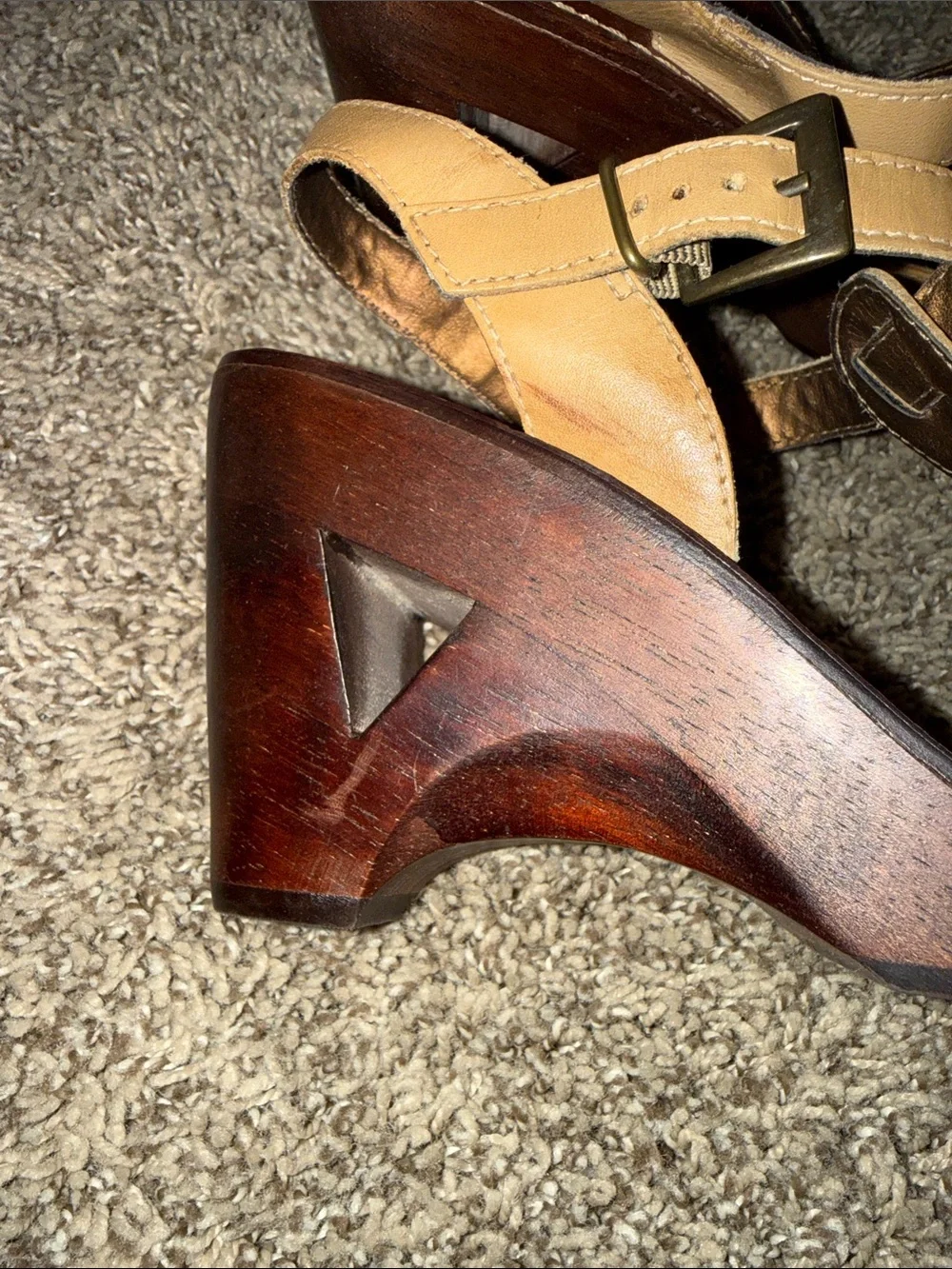 Naturalizer Beige/Tan Leather Strappy Wedge Sandals